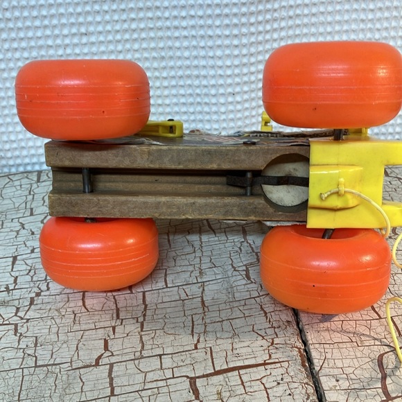 Fisher Price pull toys - Picture 4 of 10